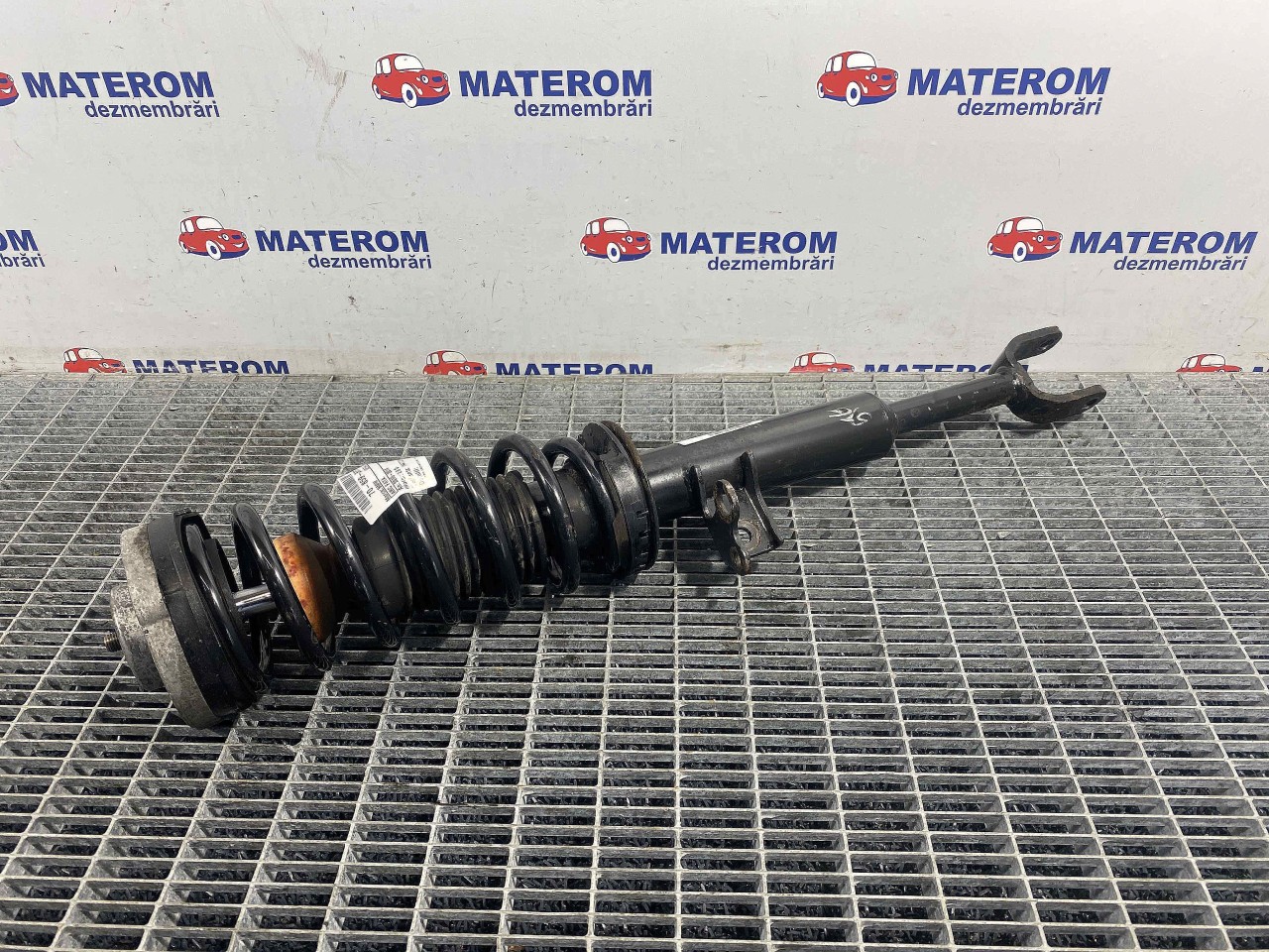 TELESCOP FATA STANGA BMW SERIA 5 F 10 2.