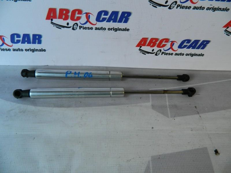 Telescop stanga capota spate Volkswagen Phaeton 2002-2010