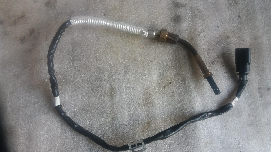Temperatura senzor audi a3 8v vw golf 7 skoda octavia 3 2.0 tdi 04l906088dq