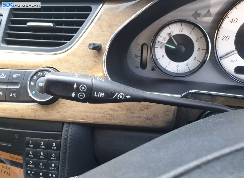 Tempomat Maneta Pilot Automat Mercedes CLS C219 W219 2004 - 2010 [C0258]