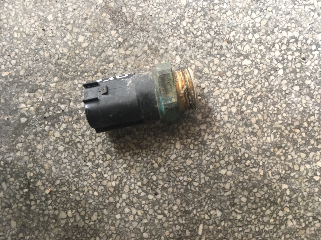 Termocupla Volkswagen VW Bora [1998 - 2005] Sedan 1.9 TDI MT (90 hp) (1J2)