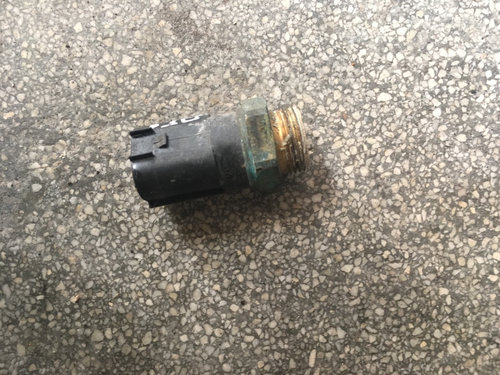 Termocupla Volkswagen VW Bora [1998 - 2005] Sedan 1.9 TDI MT (90 hp) (1J2)