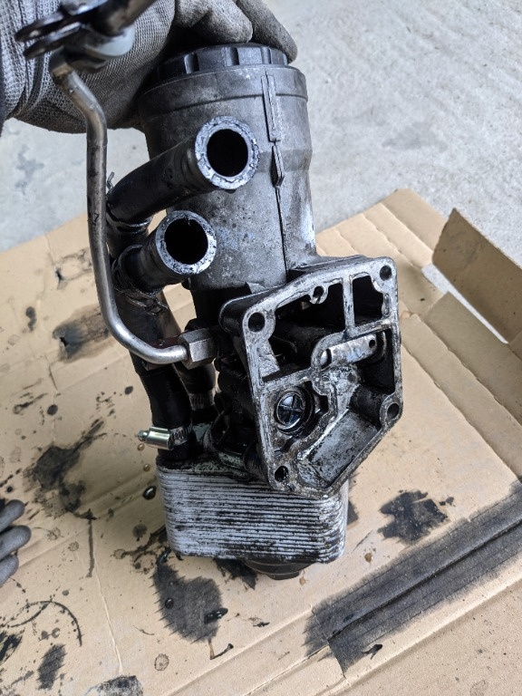 Termoflot/radiator/răcitor ulei Vw Passat b6 2.0 diesel BMP