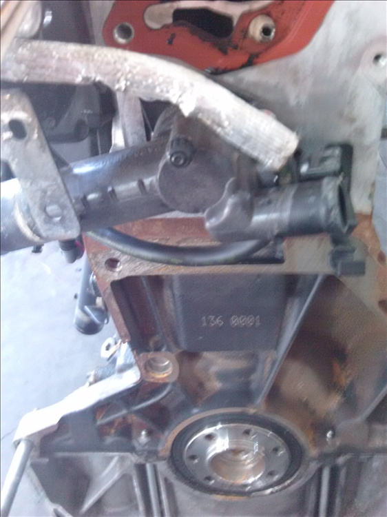 Termostat 1.5 DCI DACIA DUSTER an fabr.2013
