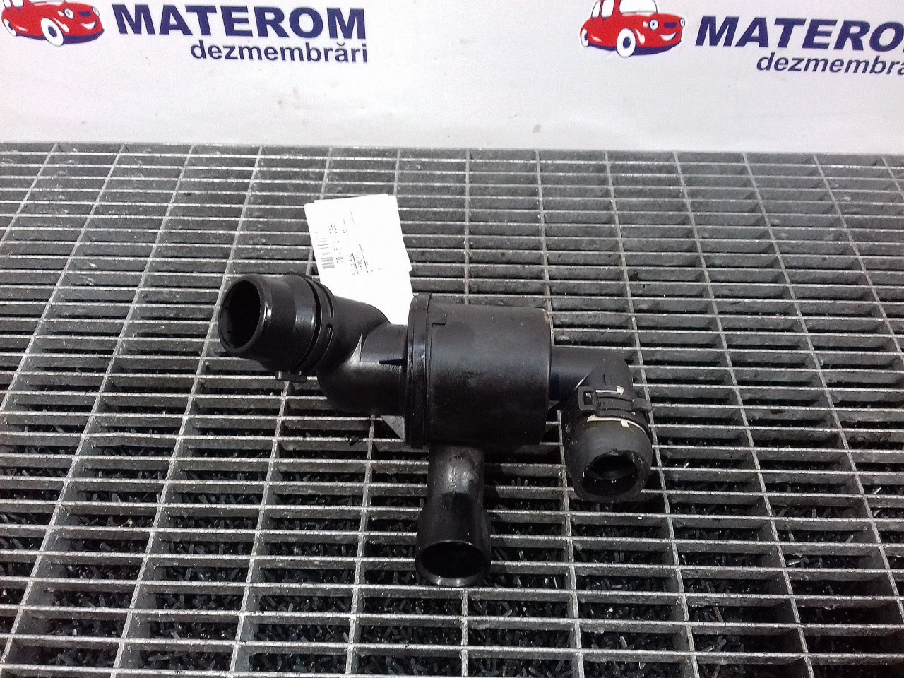 TERMOSTAT AUDI A4 2.0 TDI - (2012 2015)