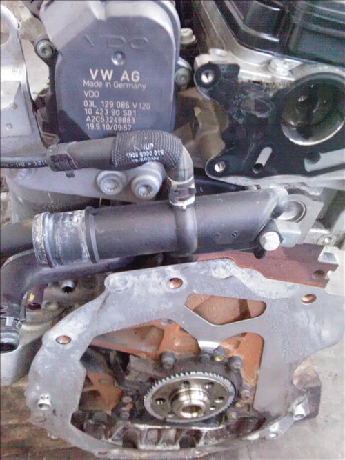 Termostat AUDI A4 B8 2.0 TDI an fabr 2011