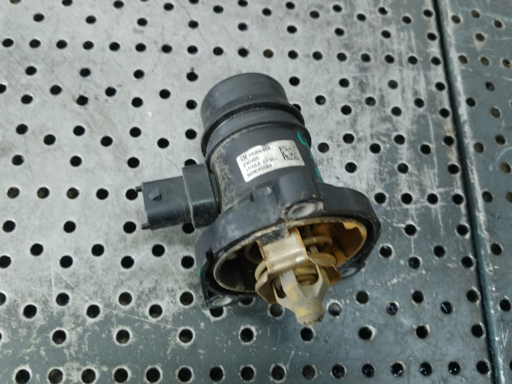 Termostat auto 1.4 b b14xer opel corsa e 25200454