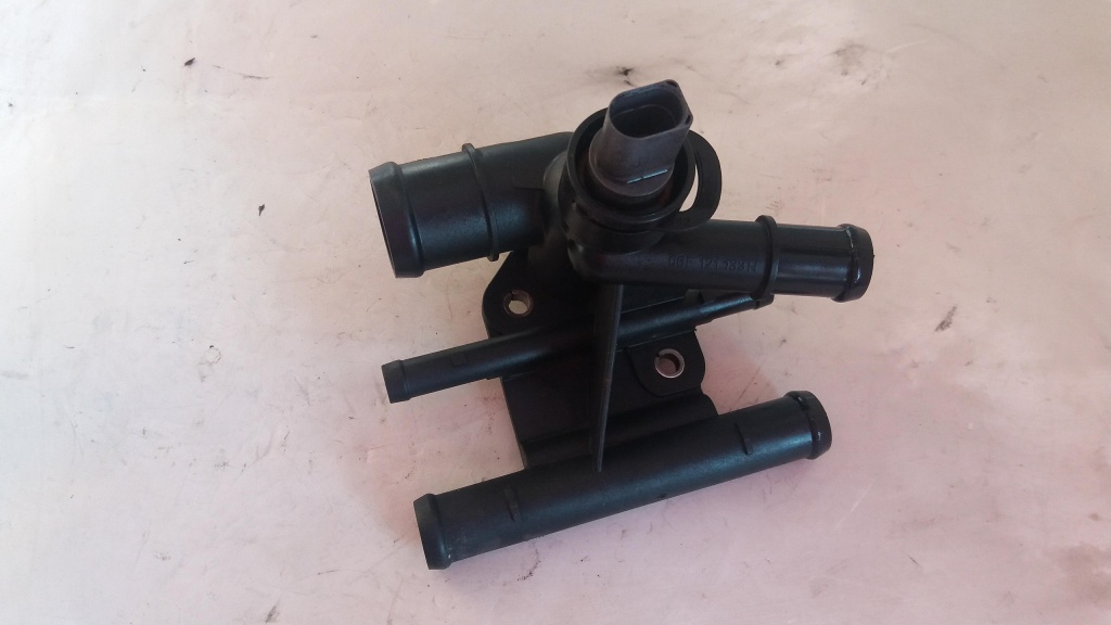Termostat de racire cu senzor vw polo 6r 06f121133h