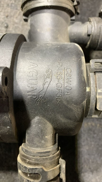 Termostat Jaguar XF, Range Rover, motor 306dt e 5, cod: 9X23-8A586-AD