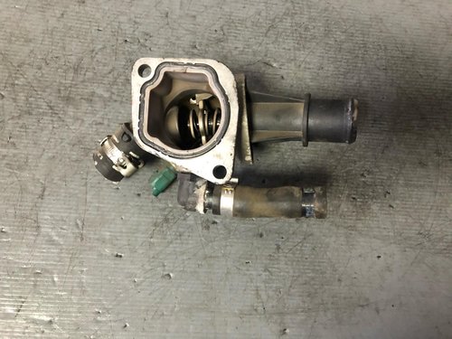 Termostat lichid racire 1.3 multijet fiat doblo punto 188 idea 55180041