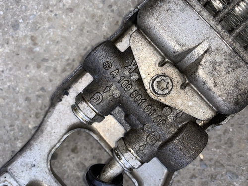 Termostat ulei Mercedes-Benz A-Class W169 [2004 - 2008] Hatchback 5-usi A 170 Autotronic (116 hp) 1....
