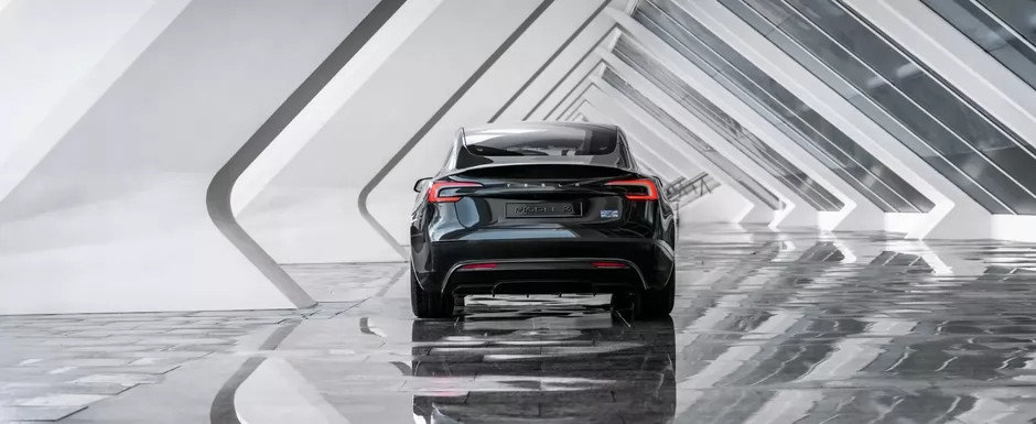 Tesla a prezentat, in sfarsit, noul Model 3 Performance. Mult anticipatul model american de inalta performanta se lauda cu o putere maxima de 460 CP si un 0 - 100 km/h in putin peste trei secunde. Galerie foto completa Tesla a prezentat, in sfarsit, noul Model 3 Performance. Mult anticipatul model american de inalta performanta se lauda cu o putere maxima de 460 CP si un 0 - 100 km/h in putin peste trei secunde. Galerie foto completa