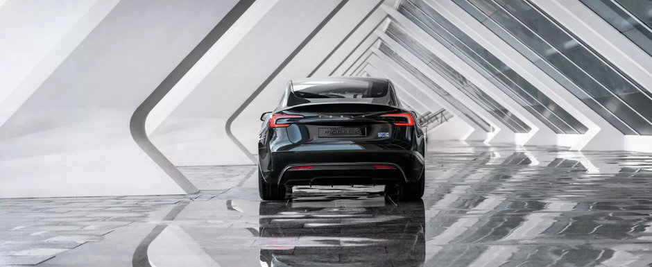 Tesla a prezentat, in sfarsit, noul Model 3 Performance. Mult anticipatul model american de inalta performanta se lauda cu o putere maxima de 460 CP si un 0 - 100 km/h in putin peste trei secunde Tesla a prezentat, in sfarsit, noul Model 3 Performance. Mult anticipatul model american de inalta performanta se lauda cu o putere maxima de 460 CP si un 0 - 100 km/h in putin peste trei secunde