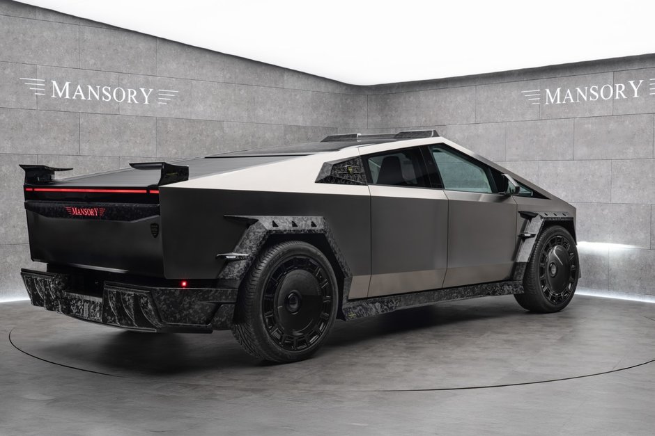 Tesla Cybertruck de la Mansory