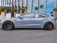 Tesla Model 3 de la Vilner