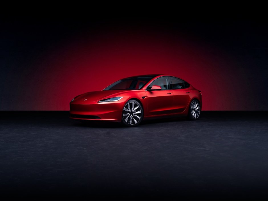 Tesla Model 3 Facelift - Galerie foto