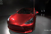 Tesla Model 3 - Galerie Foto