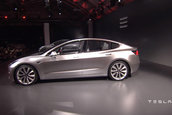 Tesla Model 3 - Galerie Foto