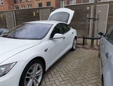 Tesla Model S cu 527.000 km