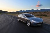 Tesla Model S in lumea reala