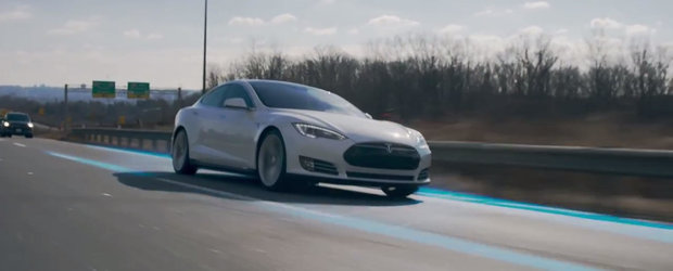 Tesla Model S ne reaminteste ca stie sa se conduca si parcheze de una singura