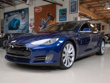 Tesla Model S P90D de vanzare