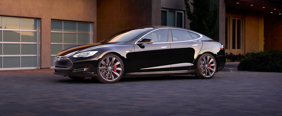 Tesla Model S se reinnoieste cu o versiune de 762 CP si 2.8 secunde