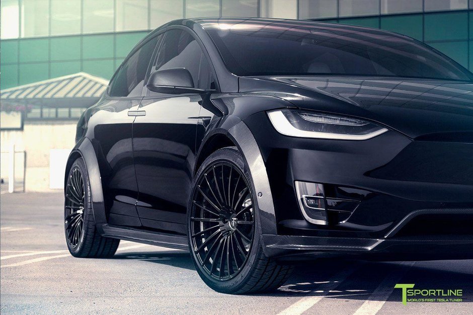 Tesla Model X T Largo