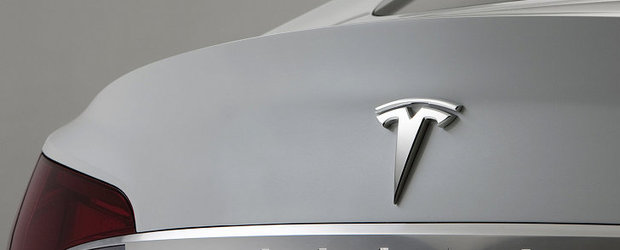 Tesla pregateste modelul X, un SUV electric