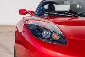 Tesla Roadster cu 15.572 de kilometri la bord