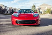 Tesla Roadster cu 2.121 de kilometri
