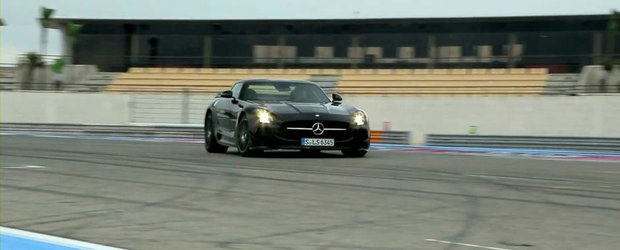 Test cu noile Mercedes SLS AMG Black Series si SLS AMG Electric Drive