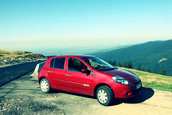 Test Drive 4tuning: Renault Clio Yahoo! - mai economic decat prevede legea