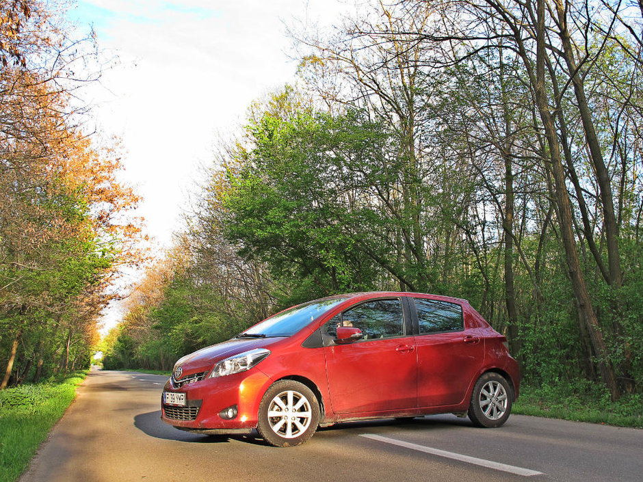 Test Drive 4Tuning: Toyota Yaris, cu cat mai mic, cu atat mai bine