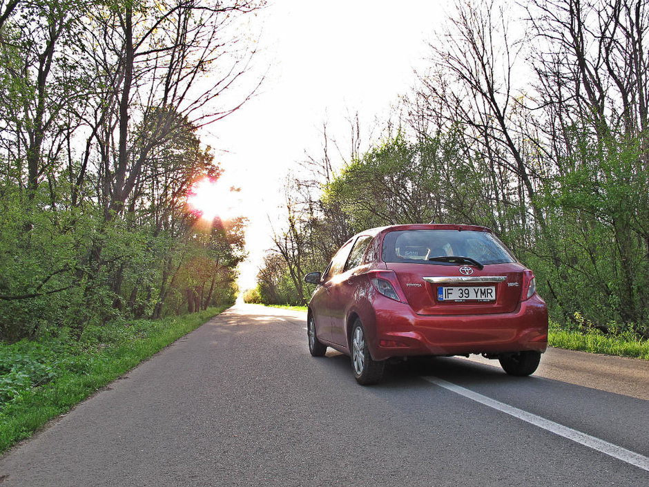 Test Drive 4Tuning: Toyota Yaris, cu cat mai mic, cu atat mai bine