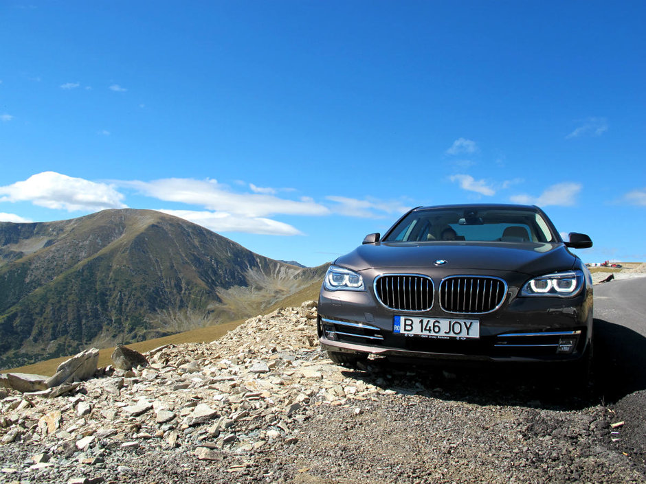 Test Drive BMW 730d xDrive: la inaltime