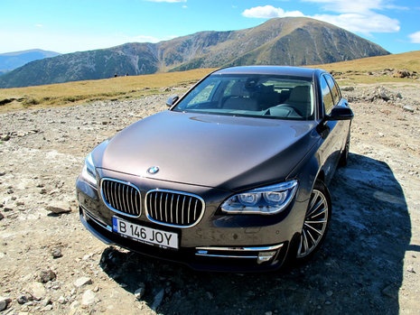 Test Drive BMW 730d xDrive: la inaltime