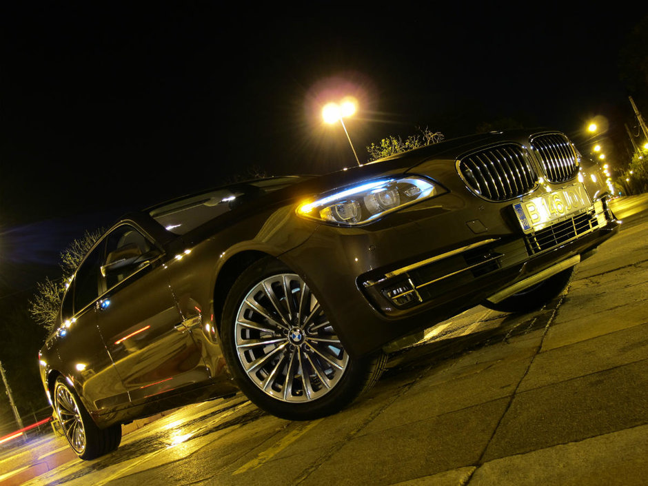 Test Drive BMW 730d xDrive: la inaltime