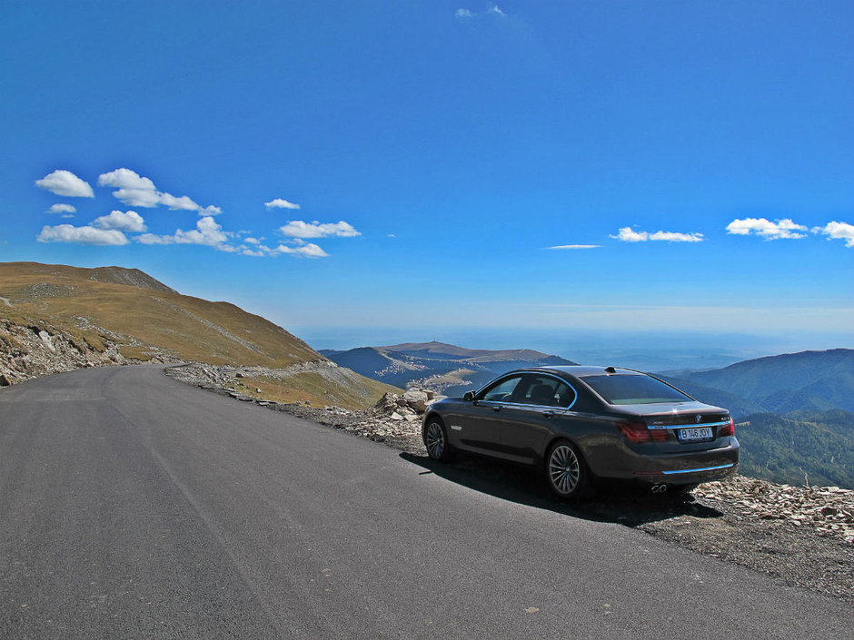 Test Drive BMW 730d xDrive: la inaltime