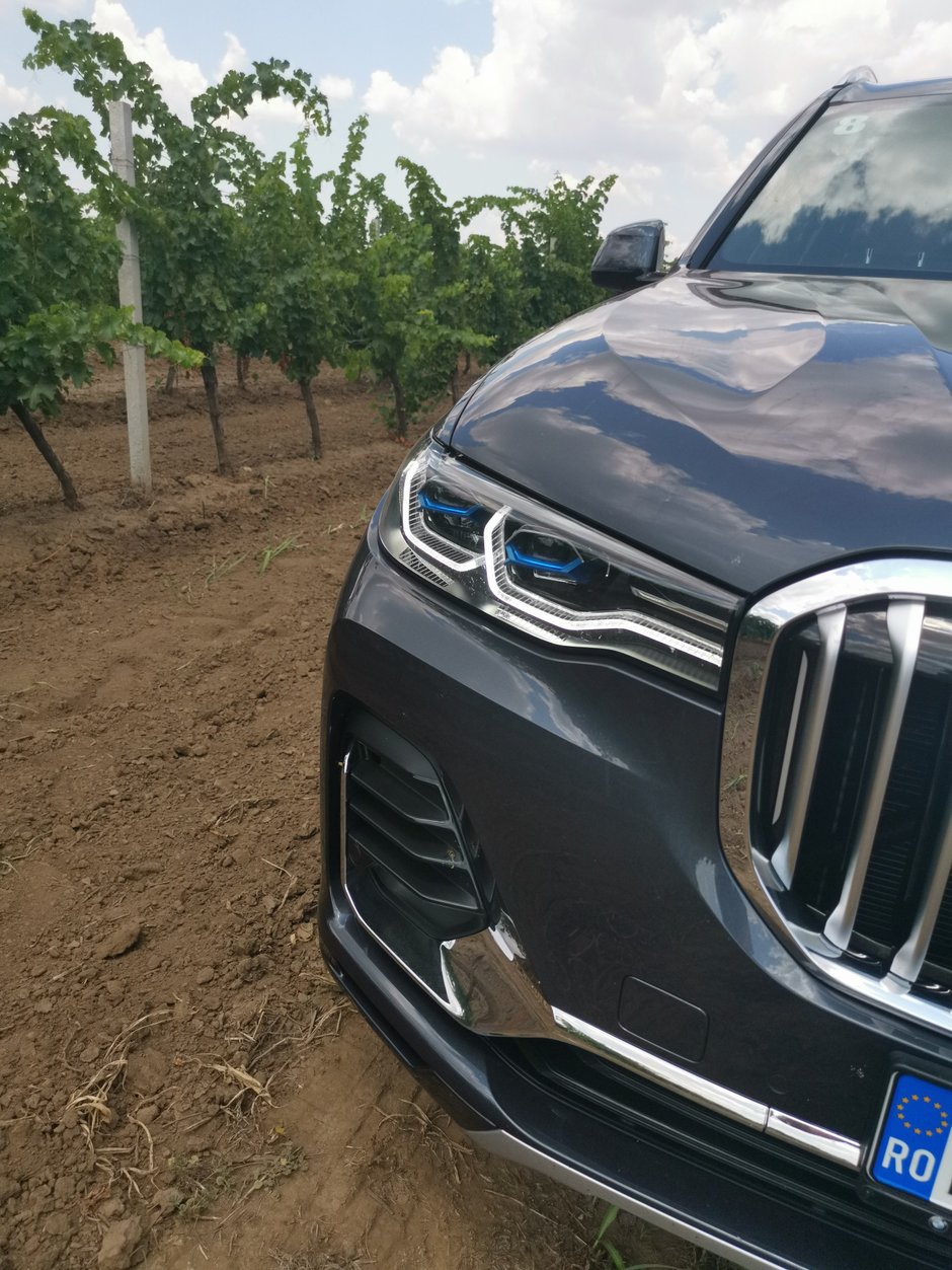 Test Drive BMW X7 xDrive40i