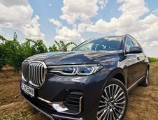 Test Drive BMW X7 xDrive40i