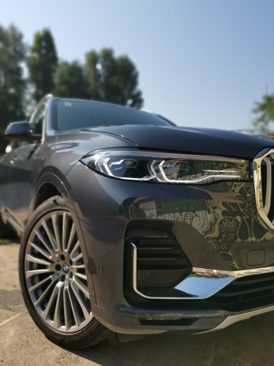 Test Drive BMW X7 xDrive40i