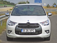 Test Drive Citroen DS4: Fashionable prin excelenta