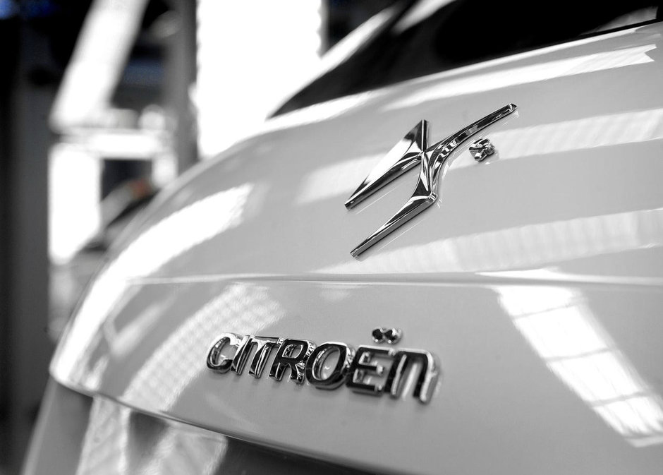 Test Drive Citroen DS4: Fashionable prin excelenta