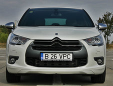 Test Drive Citroen DS4: Fashionable prin excelenta