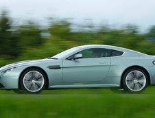 Test-drive cu Aston Martin V12 Vantage 2009