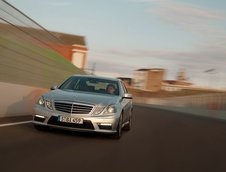 Test-drive cu Mercedes-Benz E-Class AMG: