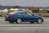 Test drive cu pisica salbatica Jaguar XFR V8