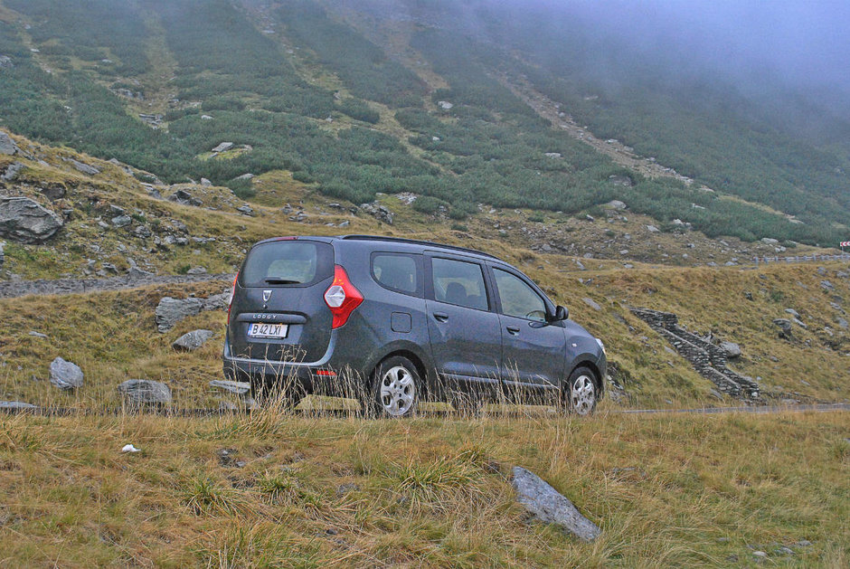 Test Drive Dacia Lodgy: 1500 de km prin Transilvania