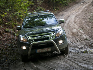 Test Drive Isuzu D-Max